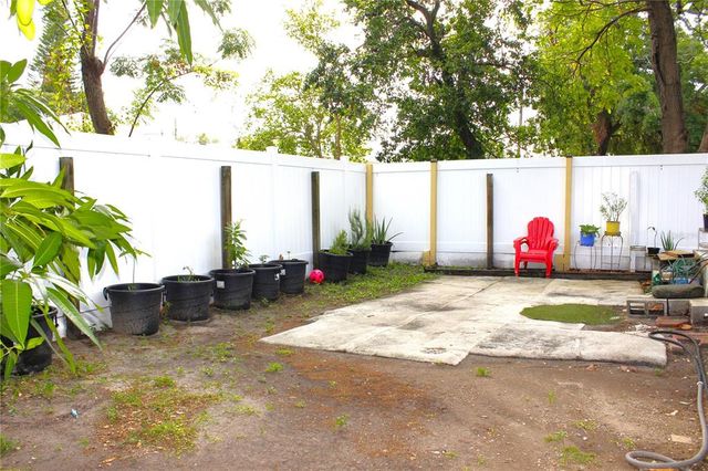 3306 E CHELSEA STREET, Tampa, FL 33610