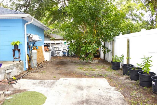 3306 E CHELSEA STREET, Tampa, FL 33610
