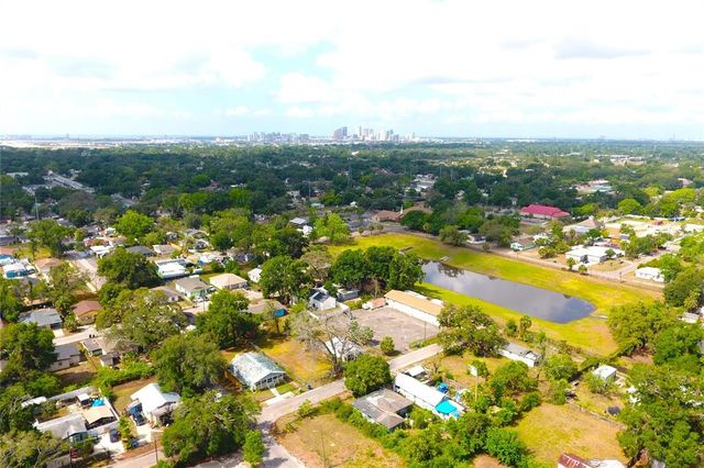 3306 E CHELSEA STREET, Tampa, FL 33610