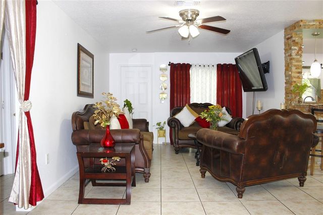 3306 E CHELSEA STREET, Tampa, FL 33610