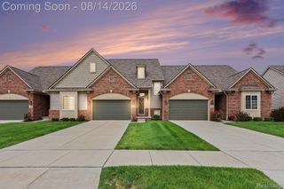 950 Sloane Court, White Lake Charter Township, MI 48386