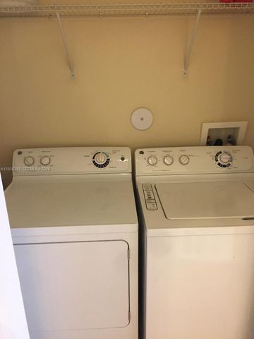 9350 SW 170th Psge 9350, Miami, FL 33196