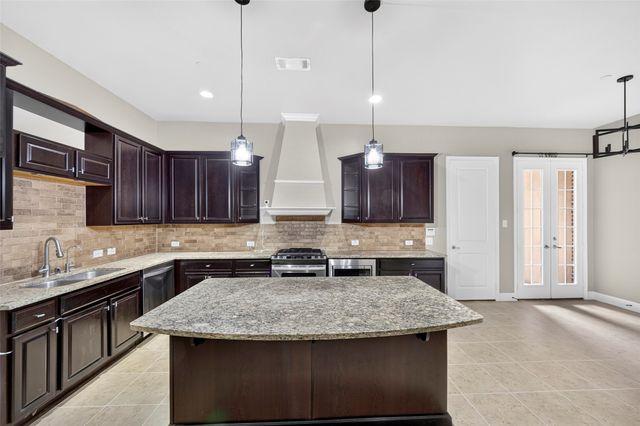 8607 Calvin Road, Irving, TX 75063