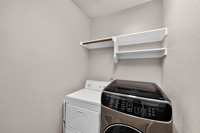 8607 Calvin Road, Irving, TX 75063