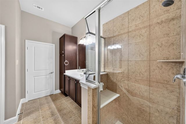 8607 Calvin Road, Irving, TX 75063