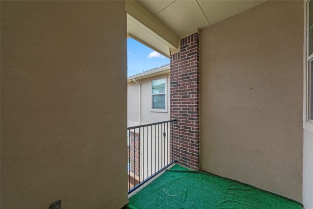8607 Calvin Road, Irving, TX 75063