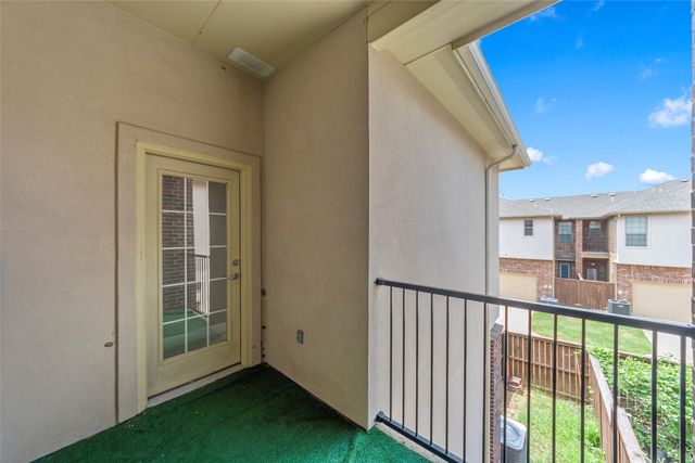8607 Calvin Road, Irving, TX 75063