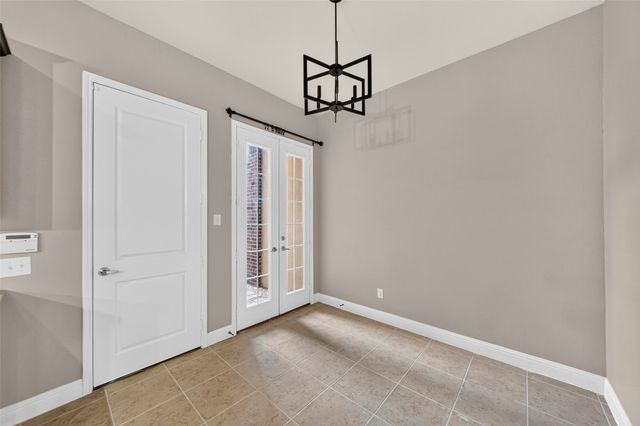 8607 Calvin Road, Irving, TX 75063