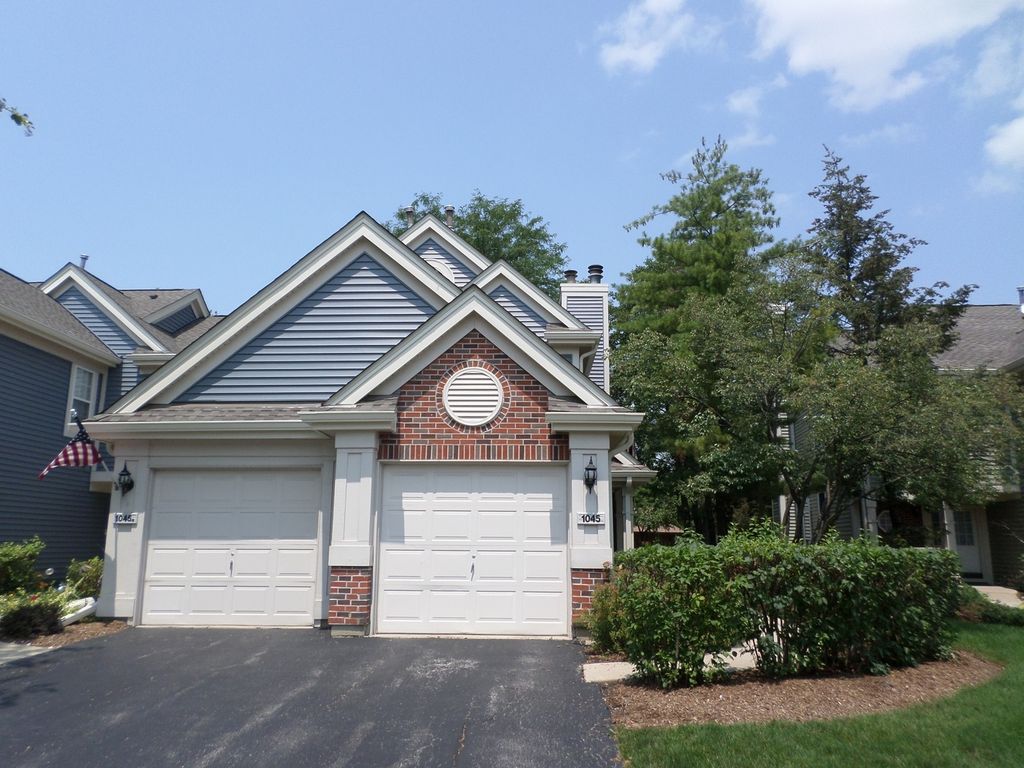 1045 Talbots Lane 1045, Elk Grove Village, IL 60007
