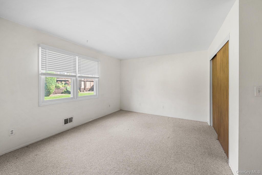63 New Holland Village, Nanuet, NY 10954 — photo 3