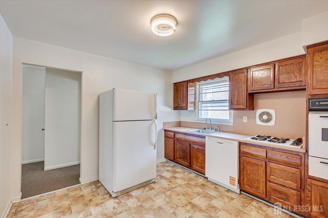 52 Johnson Avenue, Cranford, NJ 07016