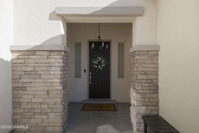 3777 Nightingale Avenue, Las Cruces, NM 88012