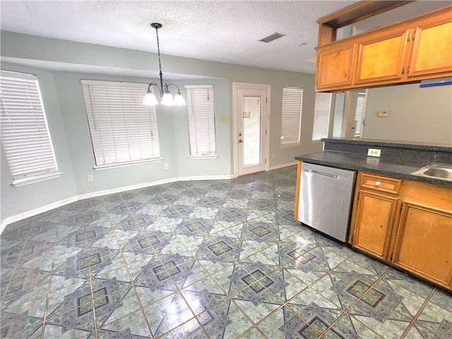 2814 Quebec Dr, Corpus Christi, TX 78414