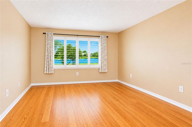 9425 ANDOVER CIRCLE, Bradenton, FL 34210