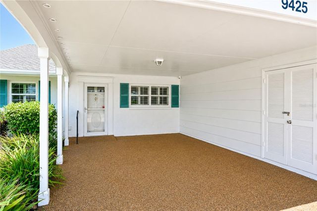 9425 ANDOVER CIRCLE, Bradenton, FL 34210