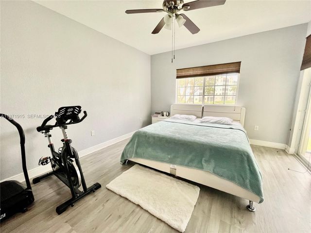 10710 NW 66th St 212, Doral, FL 33178