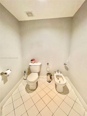 10710 NW 66th St 212, Doral, FL 33178