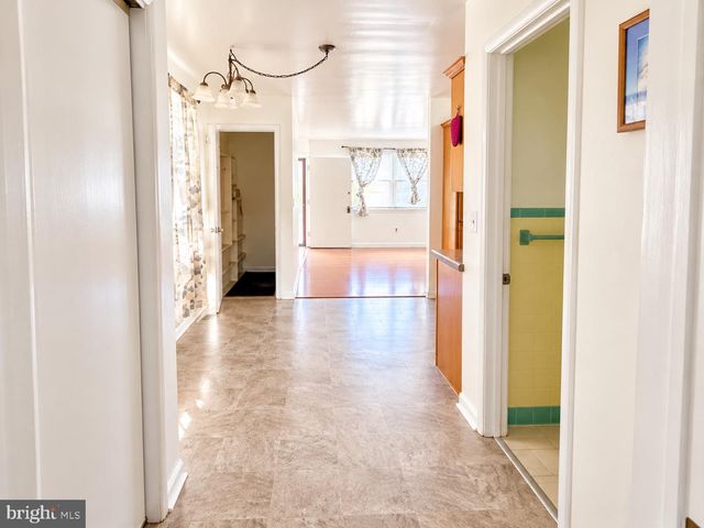 1826 RHAWN ST, Philadelphia, PA 19111