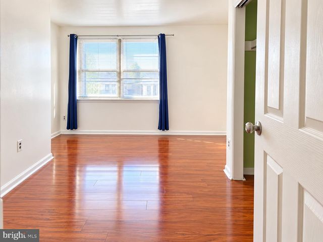 1826 RHAWN ST, Philadelphia, PA 19111