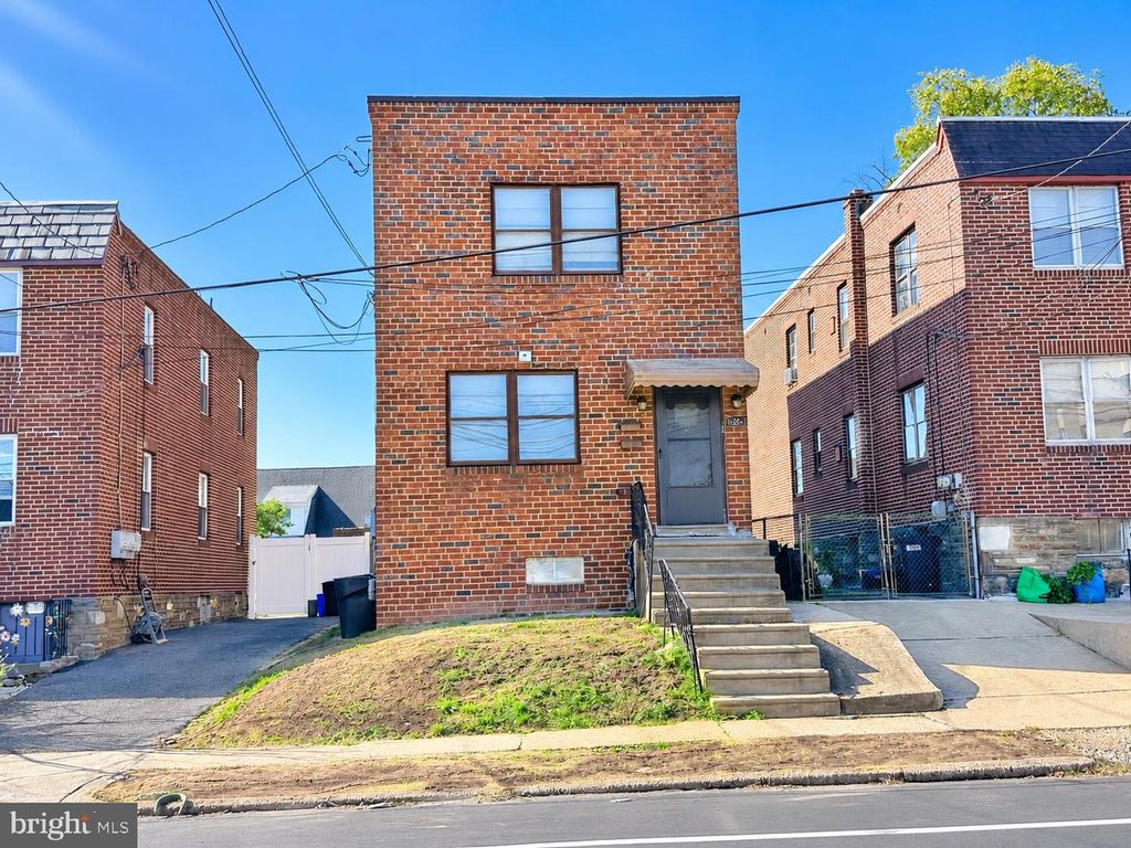 1826 RHAWN ST, Philadelphia, PA 19111