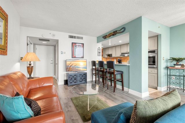 470 3RD STREET S 613, St Petersburg, FL 33701