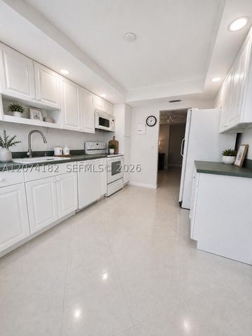 2801 NE 183rd St 1616W, Aventura, FL 33160