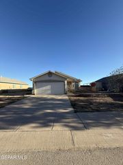 224 Flor Eucharis Drive, Socorro, TX 79927