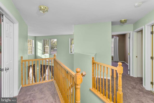 2 HAVEN LN, Burlington, NJ 08016