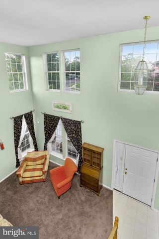 2 HAVEN LN, Burlington, NJ 08016
