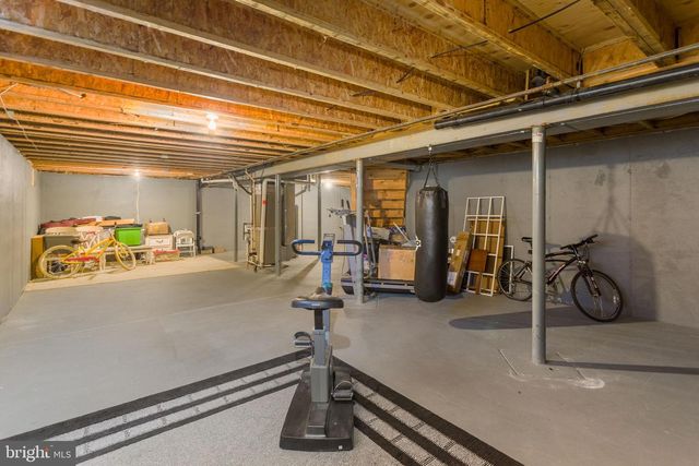 2 HAVEN LN, Burlington, NJ 08016