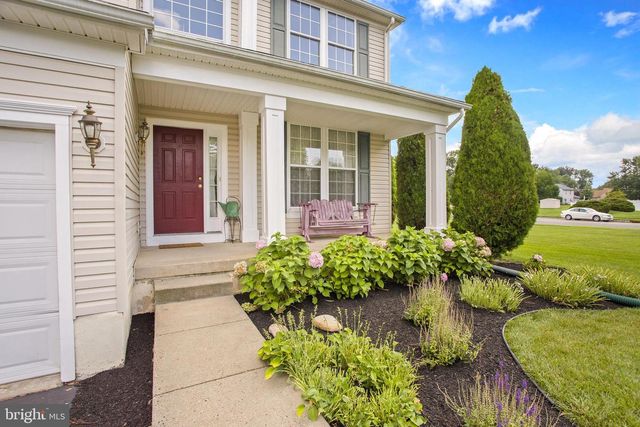 2 HAVEN LN, Burlington, NJ 08016