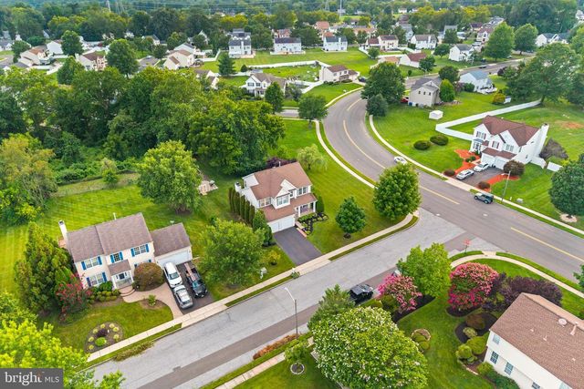 2 HAVEN LN, Burlington, NJ 08016