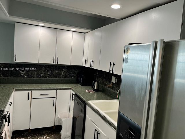 250 174th Street 2301, Sunny Isles Beach, FL 33160