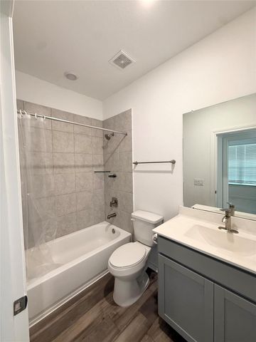 15826 Dove Hollow Drive, Conroe, TX 77302