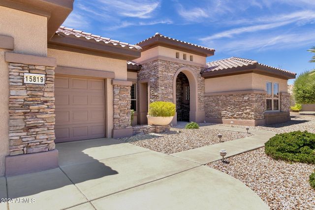 15819 W SILVER BREEZE Drive, Surprise, AZ 85374