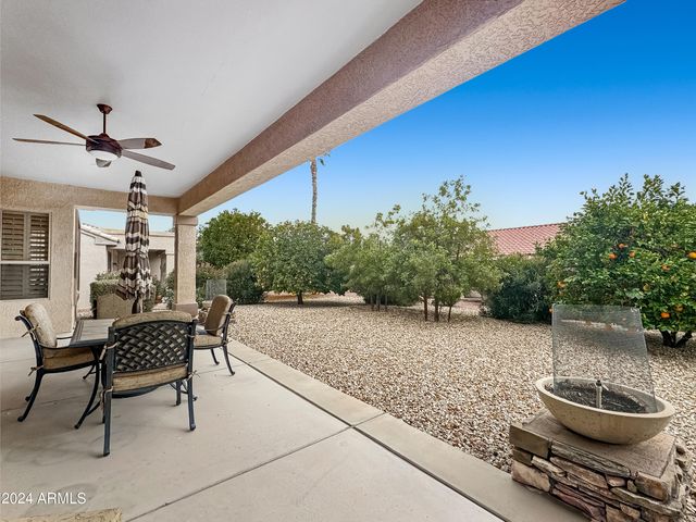 15819 W SILVER BREEZE Drive, Surprise, AZ 85374