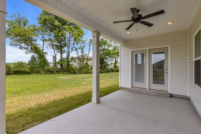 306 Neartop Ln, Murfreesboro, TN 37128