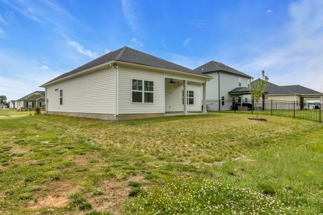 306 Neartop Ln, Murfreesboro, TN 37128