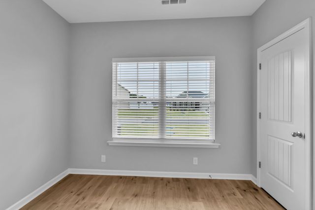 306 Neartop Ln, Murfreesboro, TN 37128