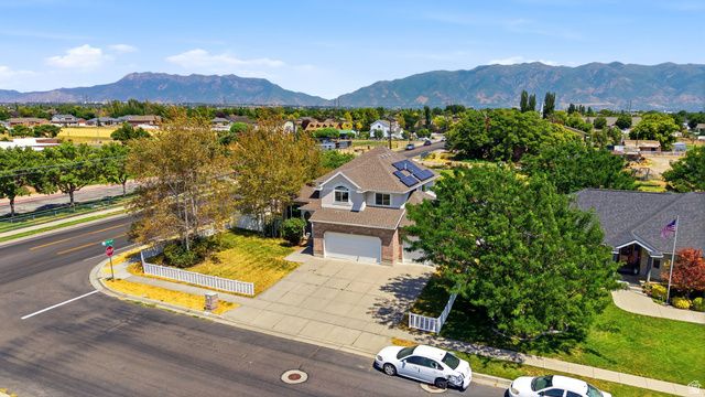 2715 S 800 W, Syracuse, UT 84075
