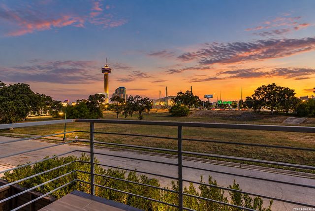 635 LEIGH ST, San Antonio, TX 78210