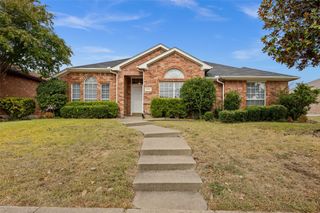 2521 Creek Crossing Road, Mesquite, TX 75181
