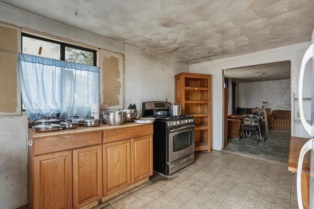 2241 San Ygnacio Road SW, Albuquerque, NM 87105