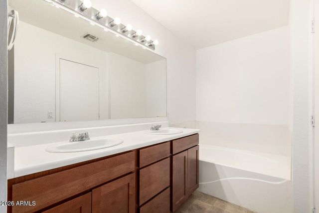 3124 W MALDONADO Road, Phoenix, AZ 85041