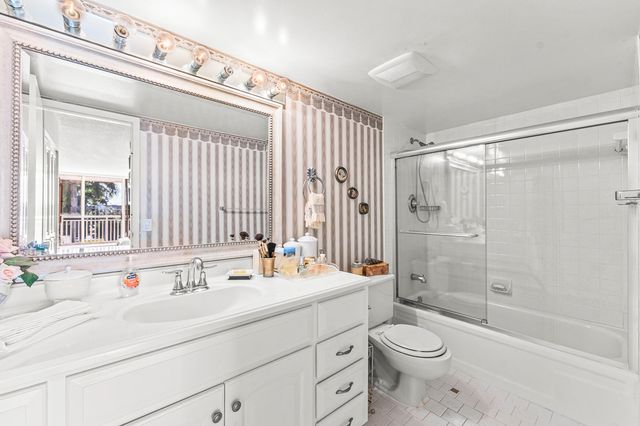 3546 S Ocean Boulevard 317, South Palm Beach, FL 33480