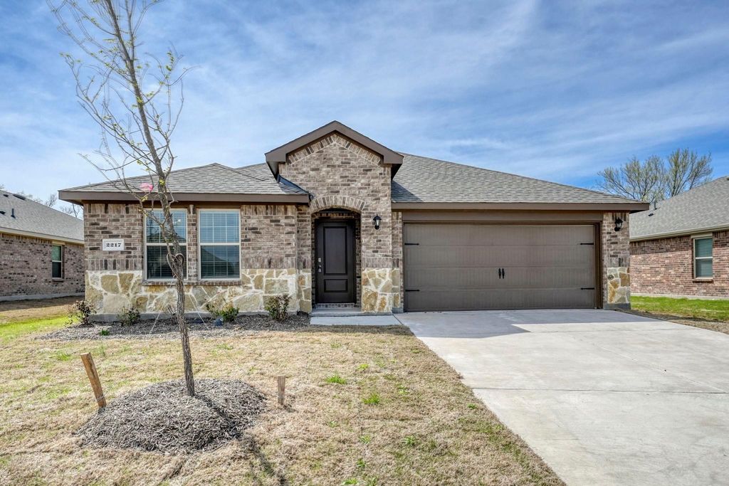 2217 Rosemary Way, Anna, TX 75409