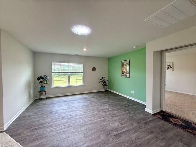 202 Alamos Avenue, Lexington, NC 27295