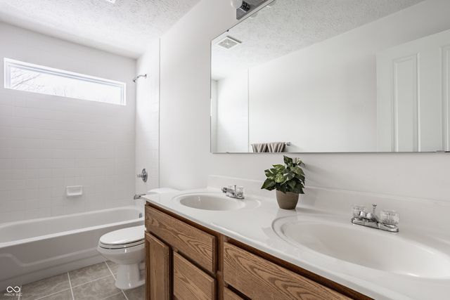 10804 Independence Way, Carmel, IN 46032