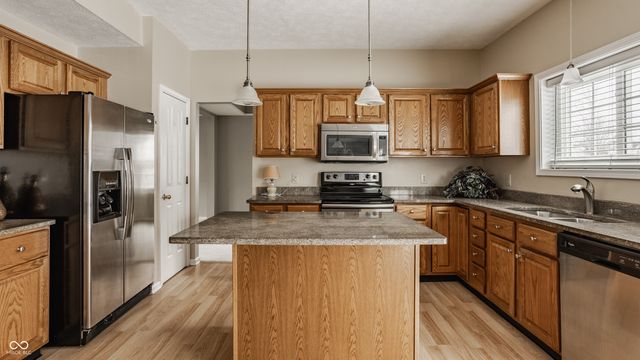 10804 Independence Way, Carmel, IN 46032