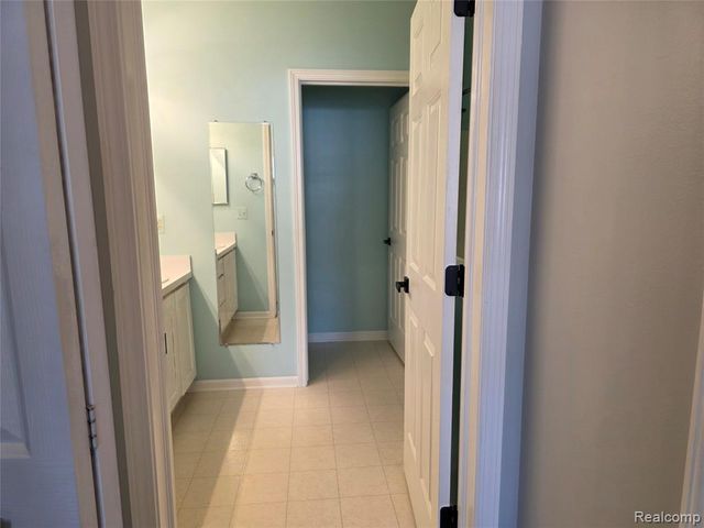 8130 Autumn Woods Trail, Ypsilanti, MI 48198